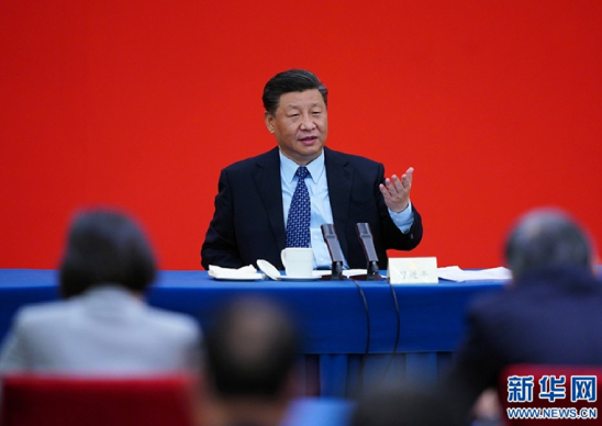 習(xí)近平看望參加政協(xié)會(huì)議的經(jīng)濟(jì)界委員